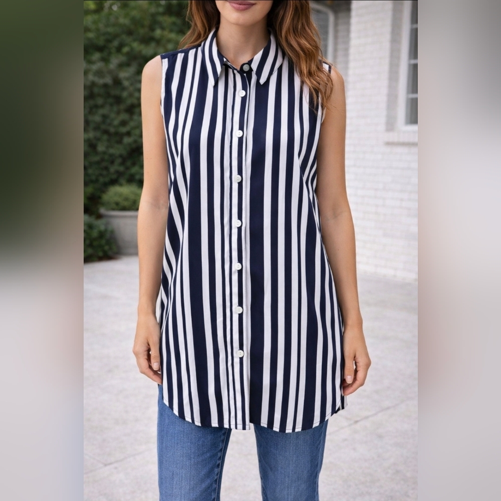 LAST CHANCE CLEARANCE 🔥 Chicos Striped Sleeveless Button-Up Top